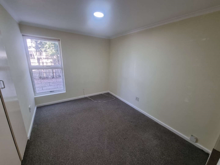To Let 3 Bedroom Property for Rent in Flamingo Vlei Western Cape